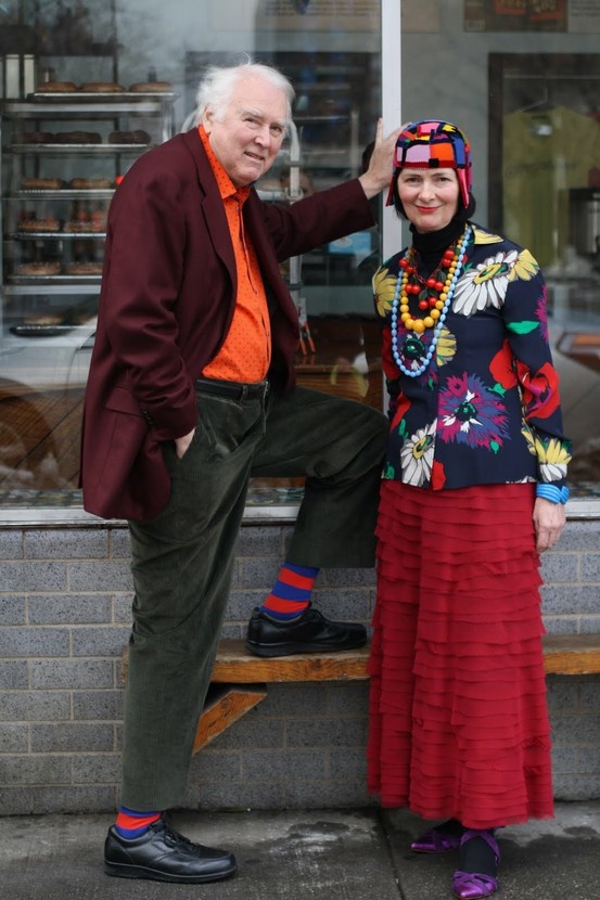 blue and red socks, stripes socks, old couple