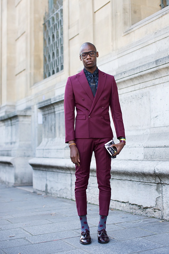 dotted socks, grey socks, purple socks, glasses, street style, glasses